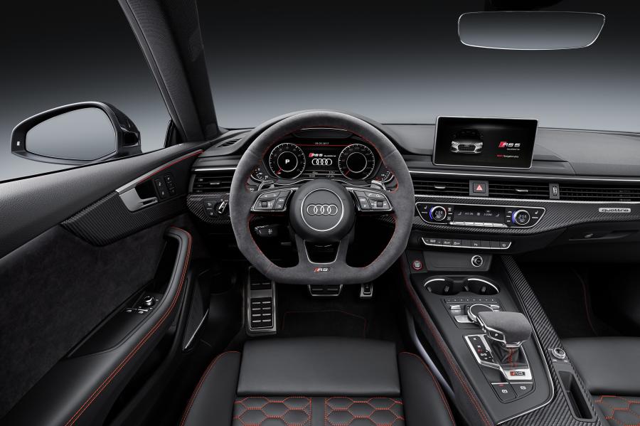 Торпедо Audi RS5 Coupe 2017 года  (WW) (фото 35 из 53)